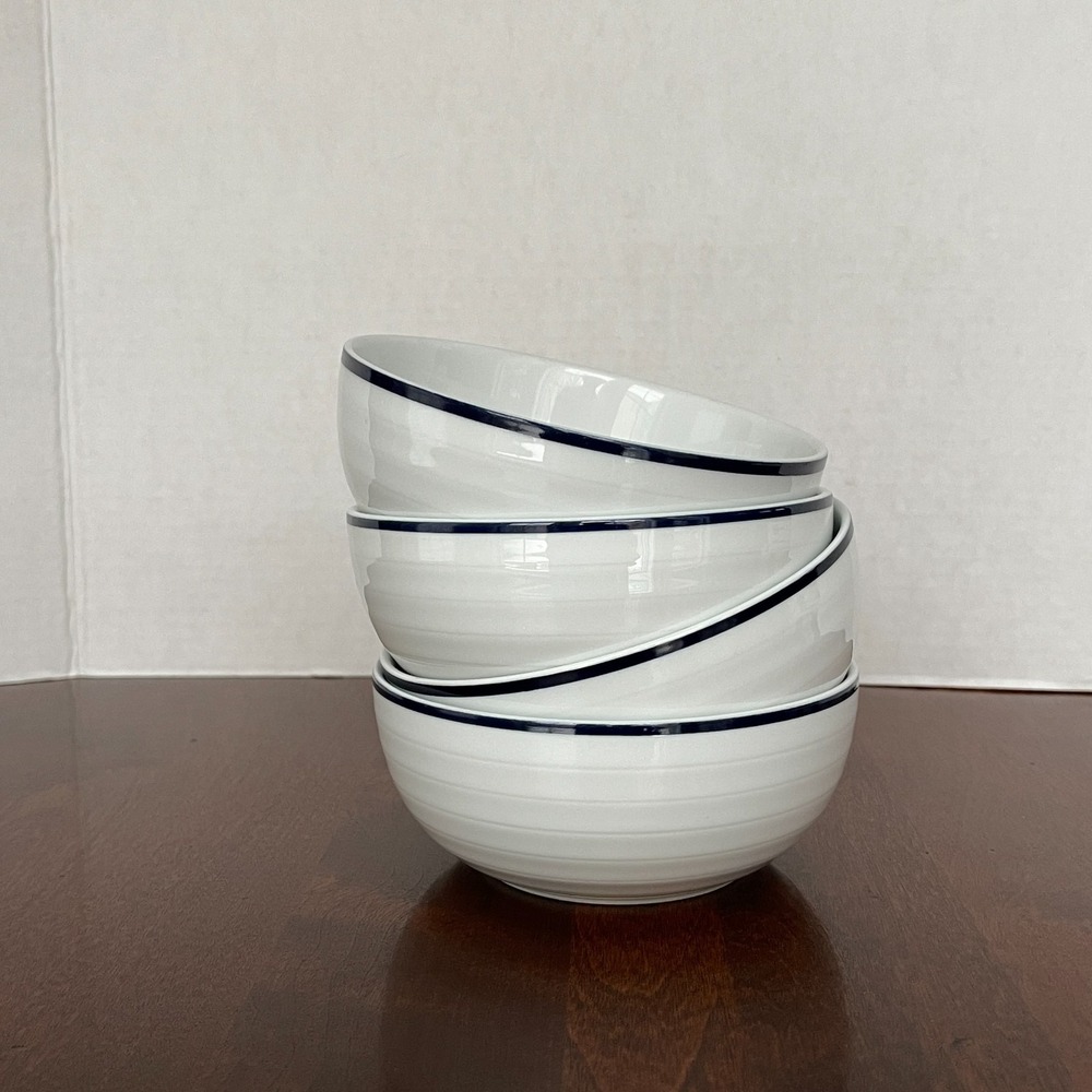 Crate & Barrel Roulette Ribbed SPAL Porcelain Set 4 Soup Cereal Bowls Blue Rim